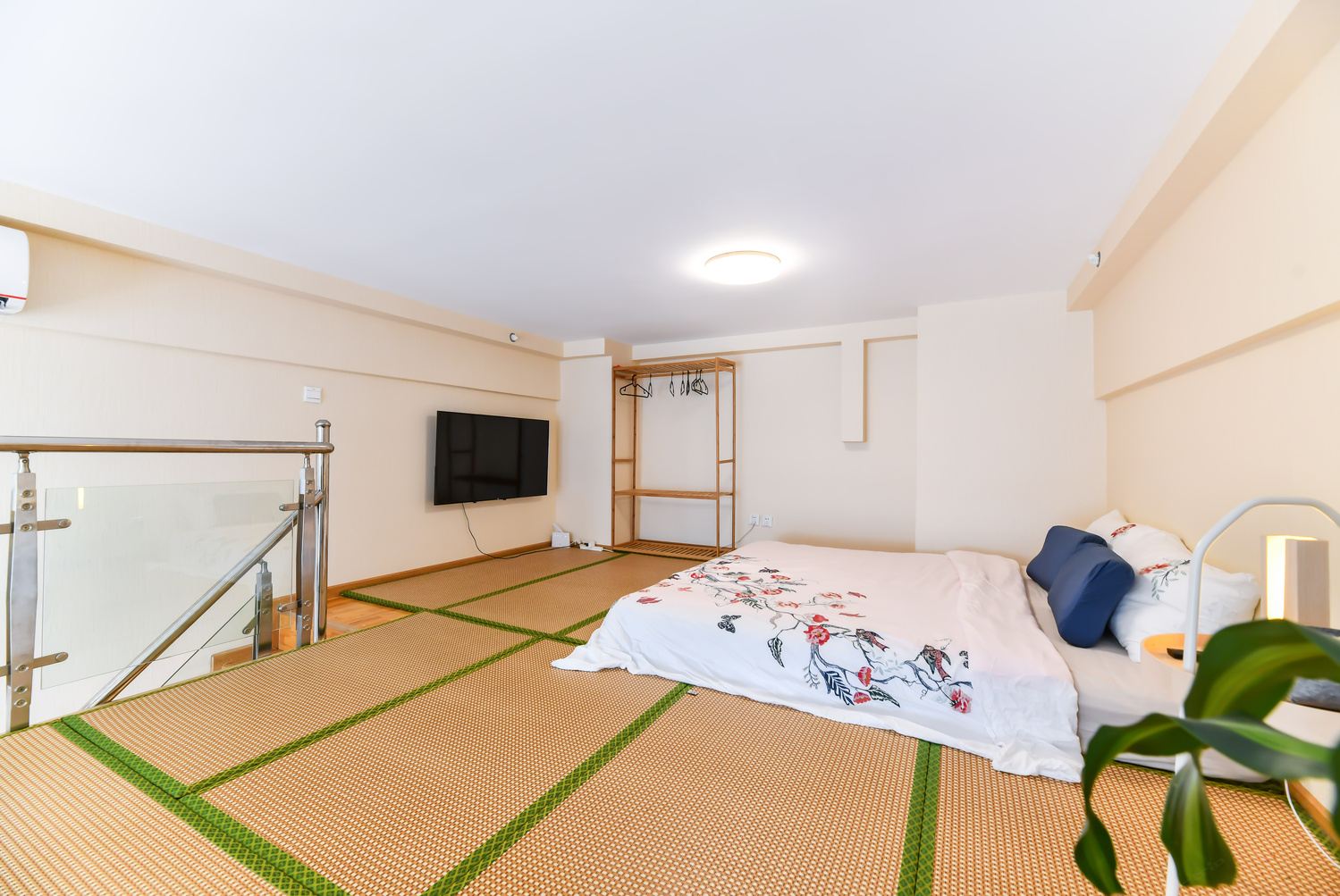 loft一室二床房