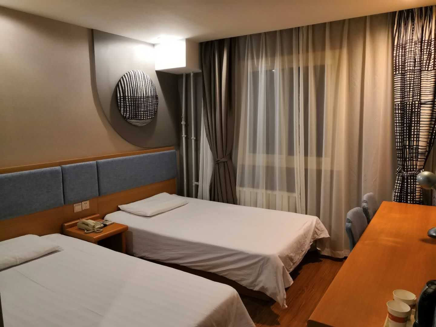 标准双床房B(无窗)