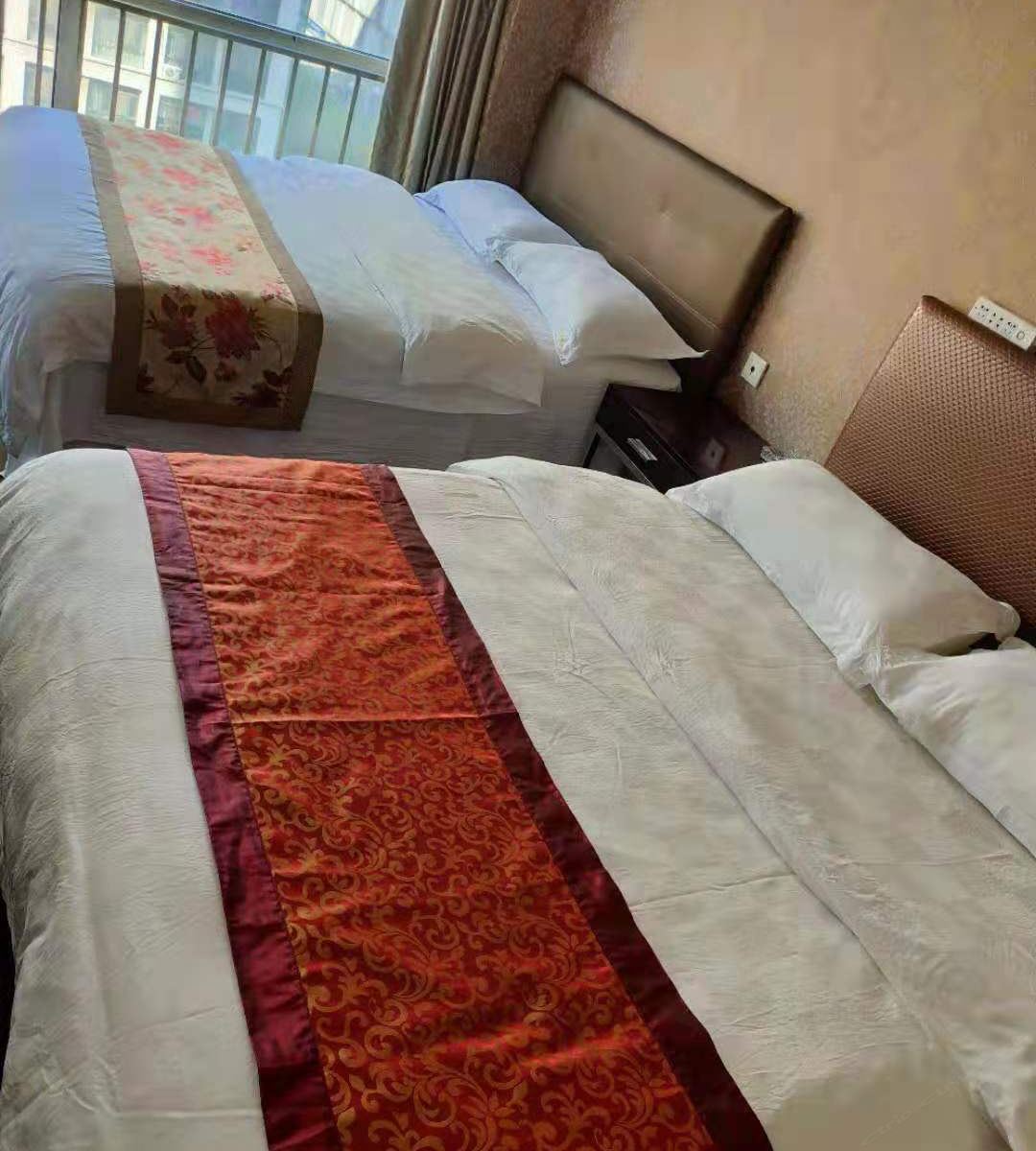精品双大床房