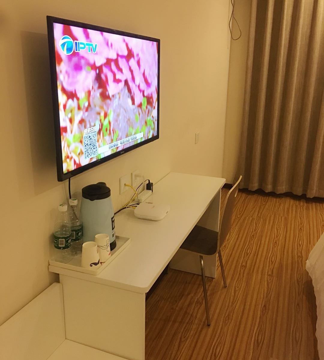 商务大床房