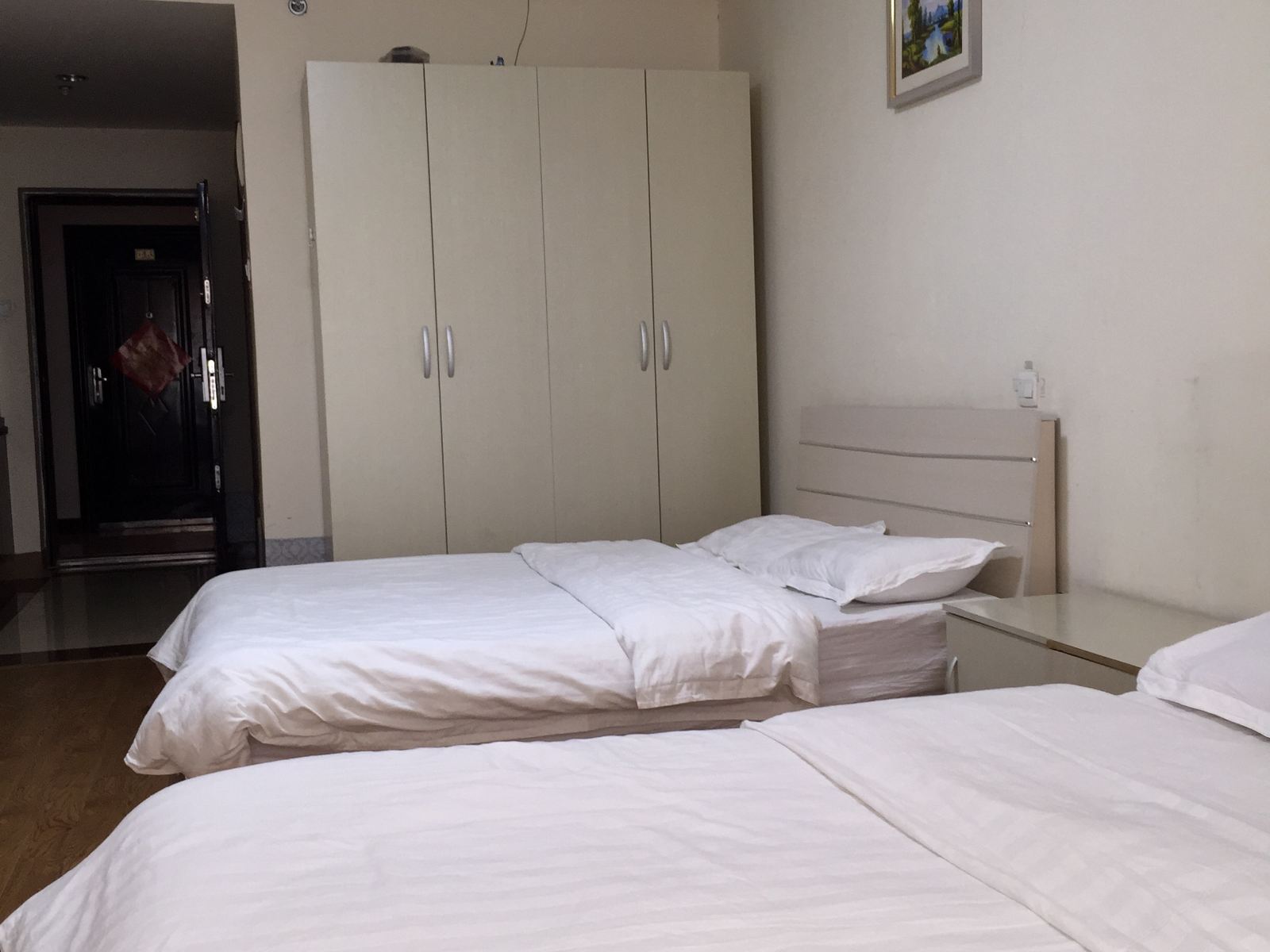 舒适双床房
