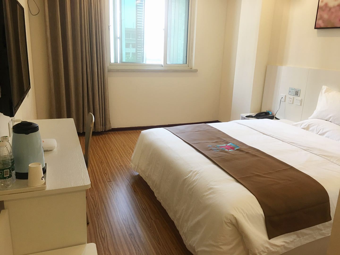 商务大床房