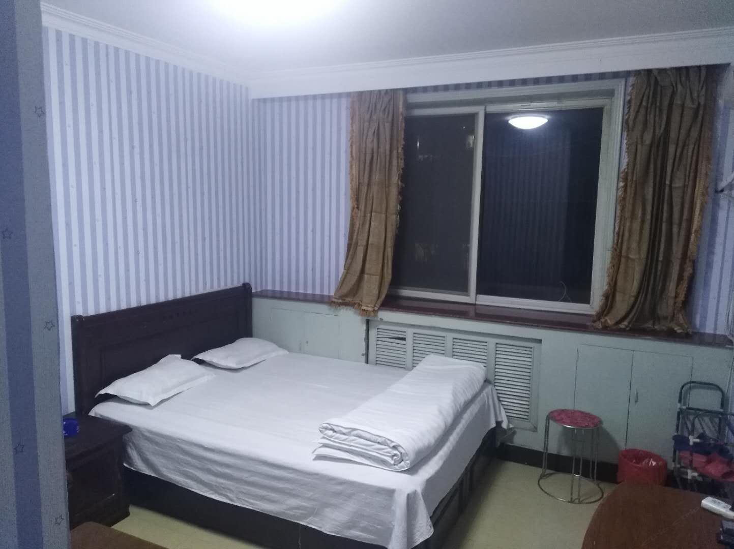 温馨大床房