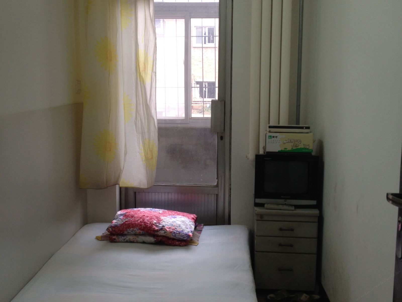 小房间