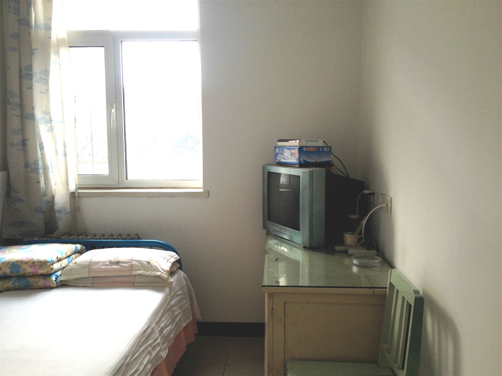 小房间