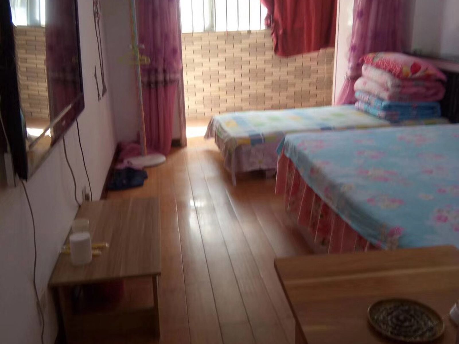 温馨, 大床房