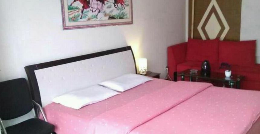 豪华独卫大床房