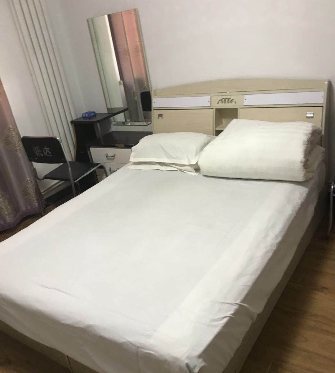 经典大床房
