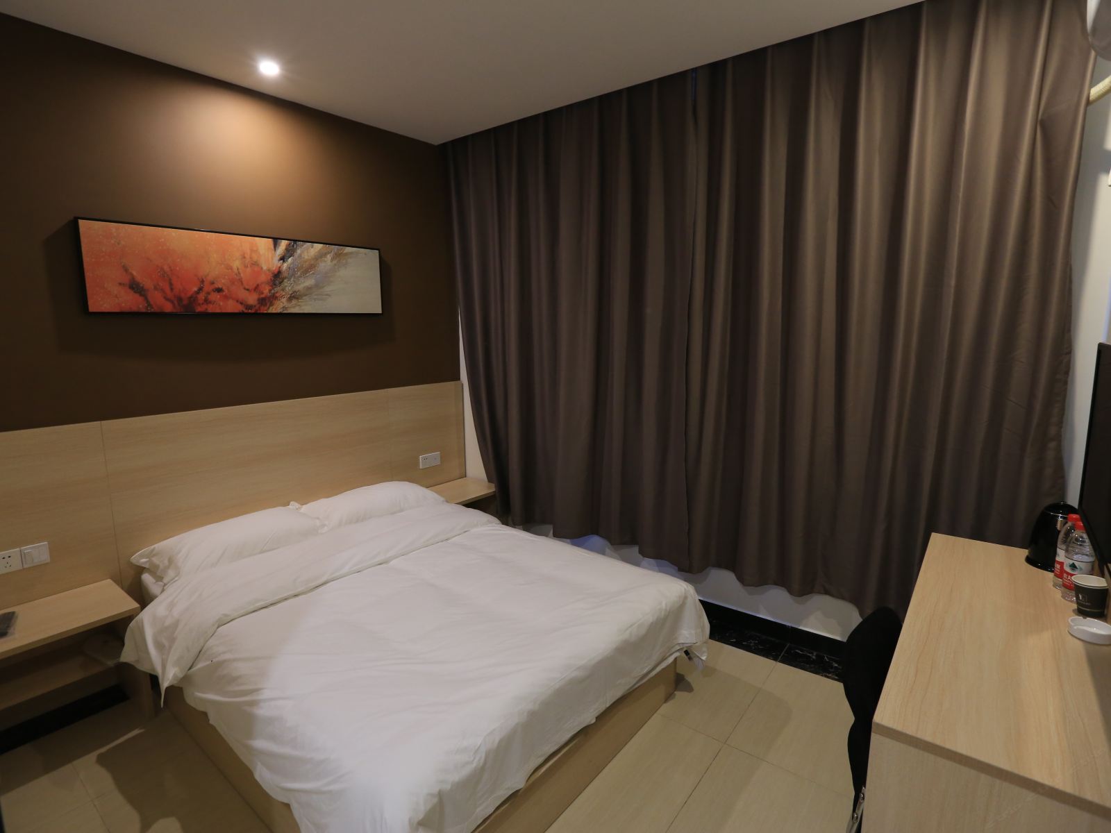 特惠大床房