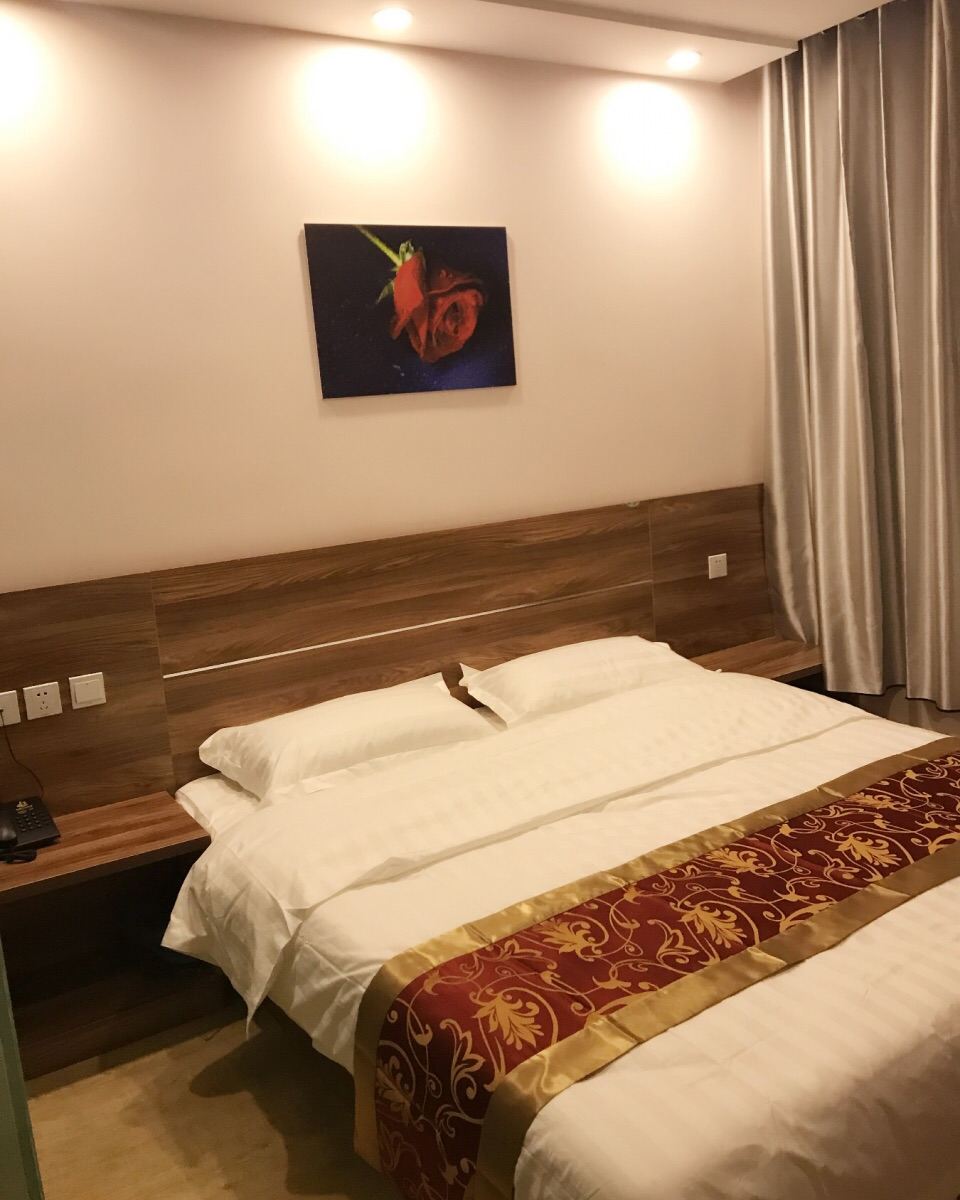 标准大床房