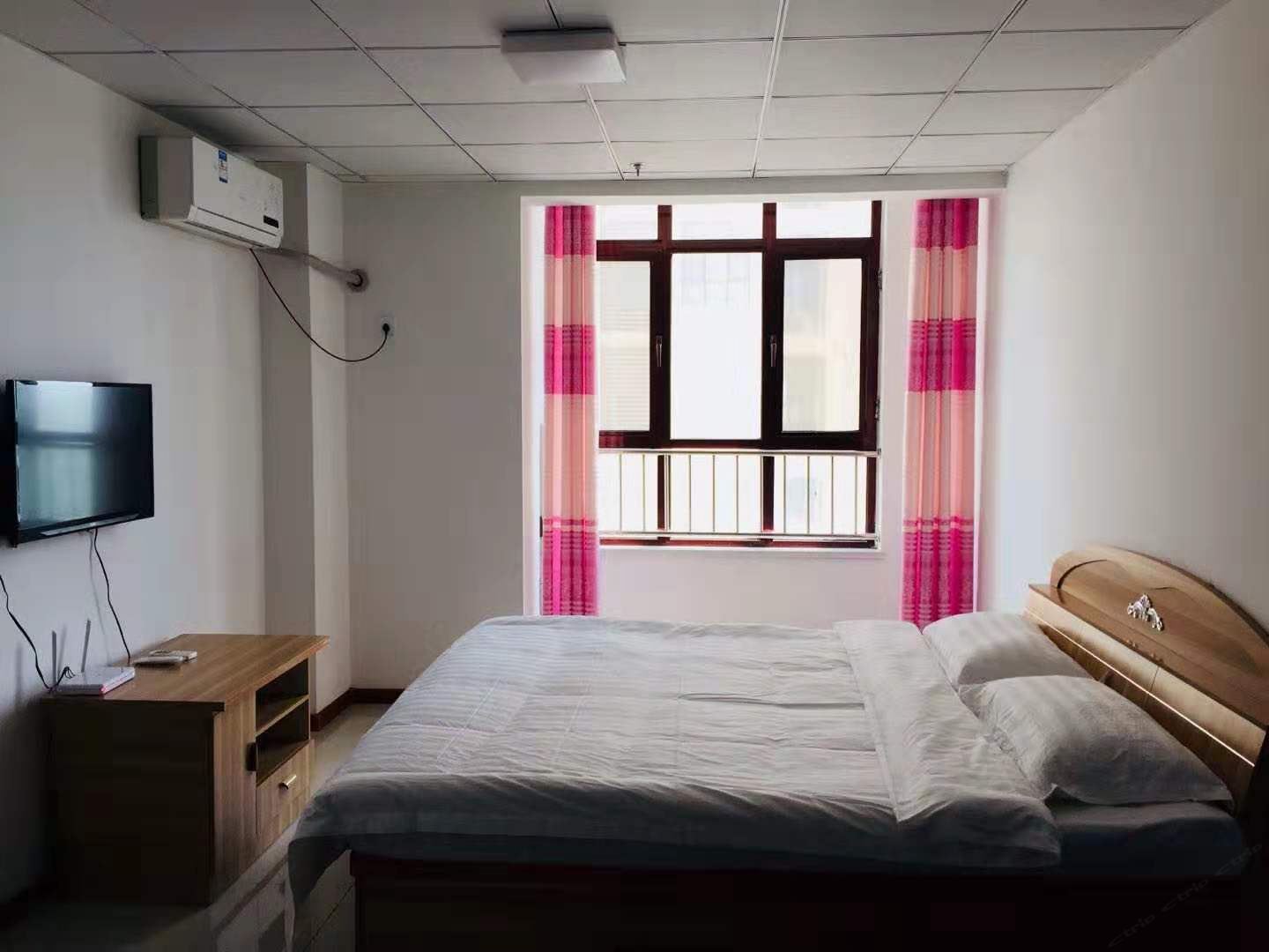 经济大床房