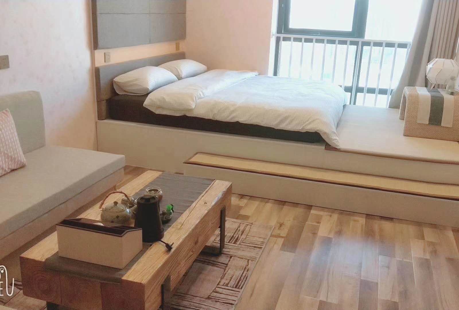 日式榻榻米房