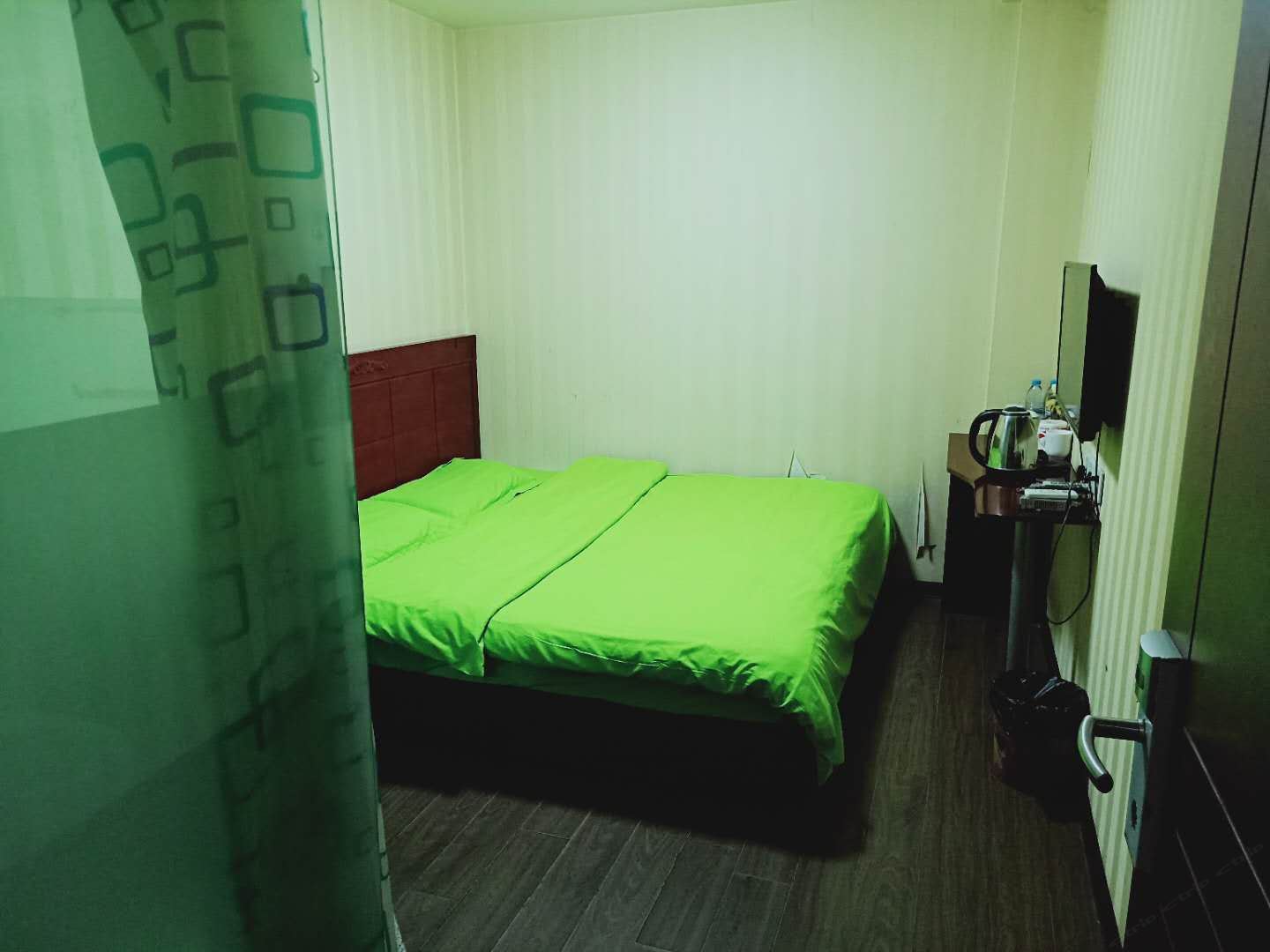 特惠大床房