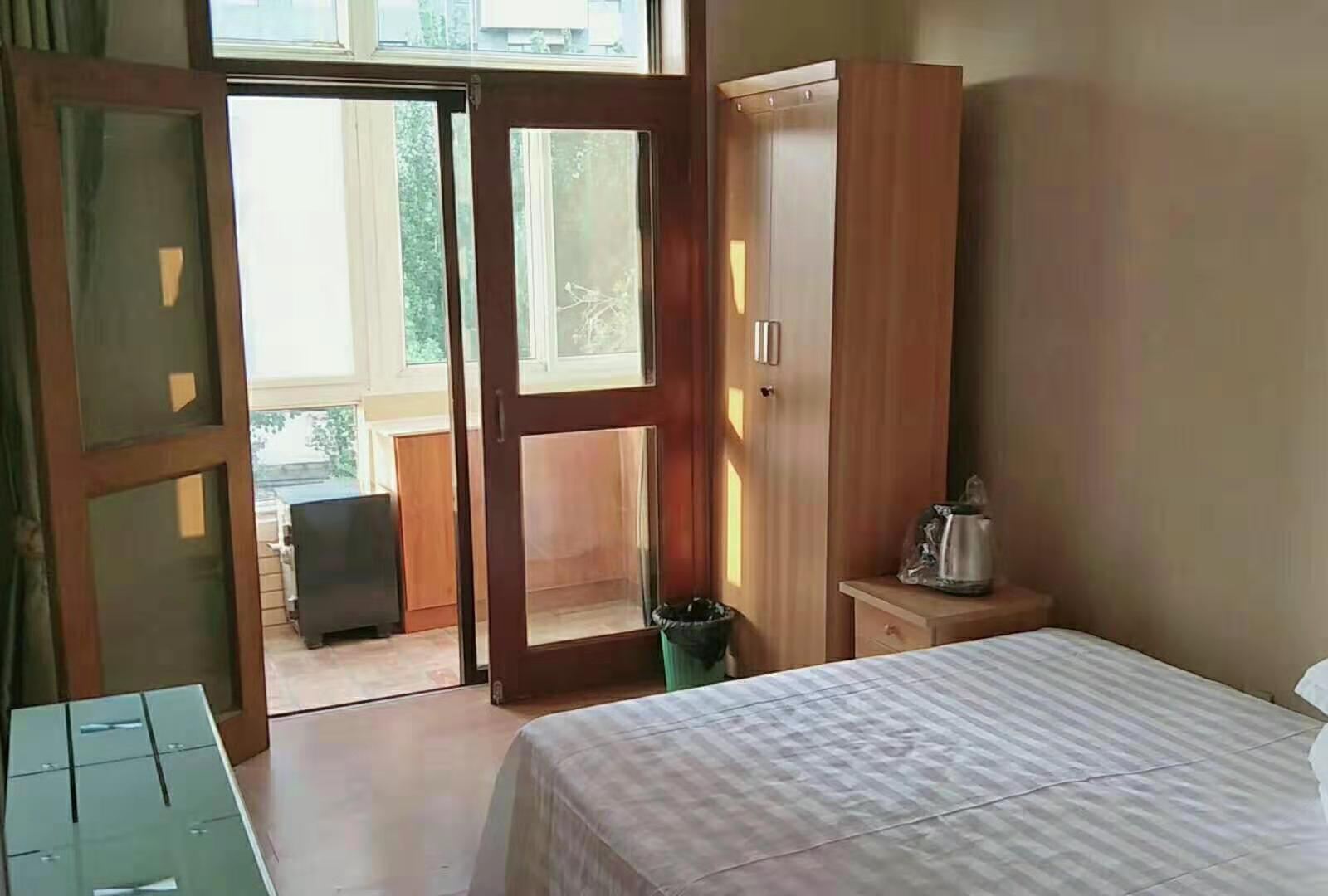 舒适大床房