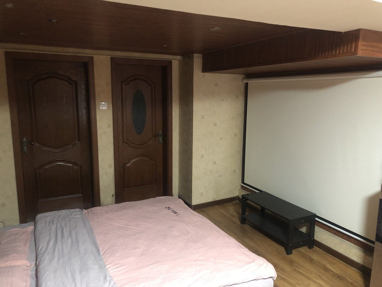 二室大床房