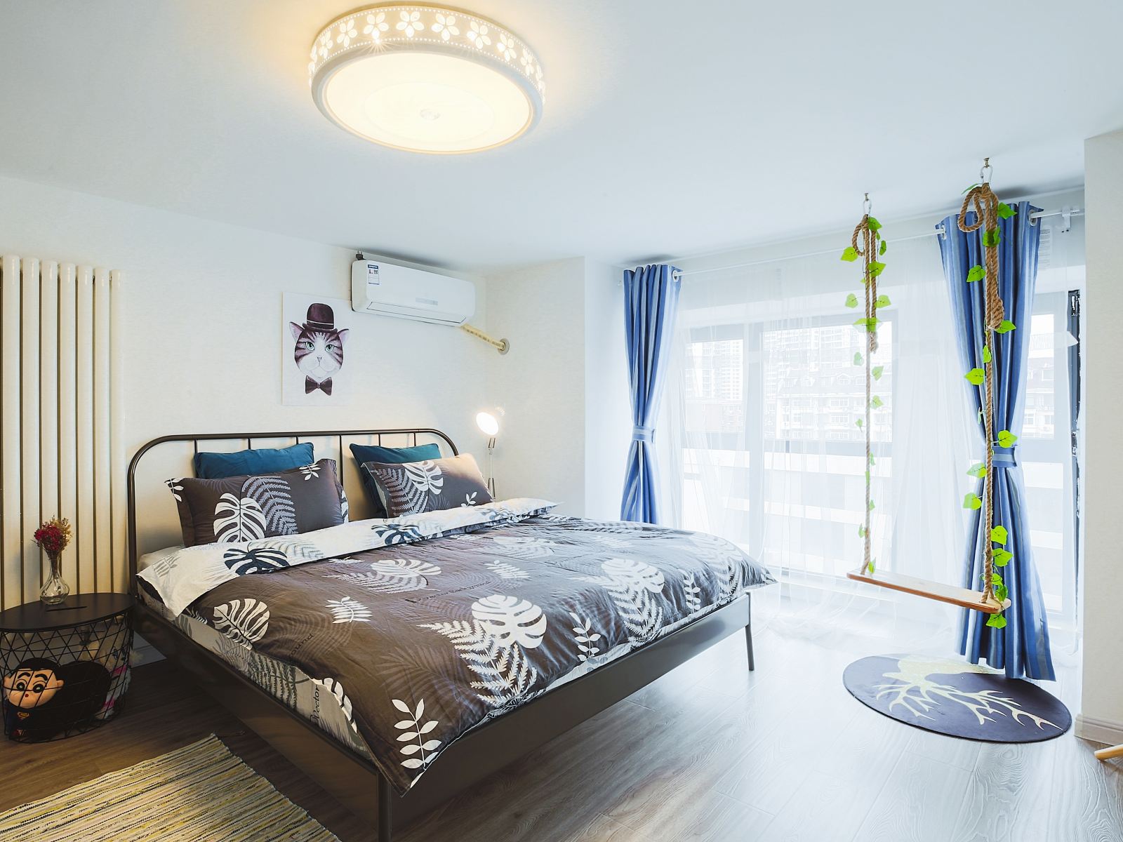 蓝调北欧轻奢loft观景公寓
