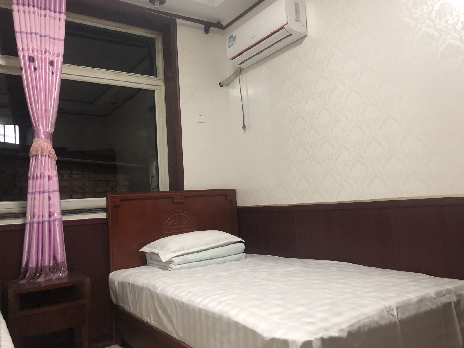 双床房