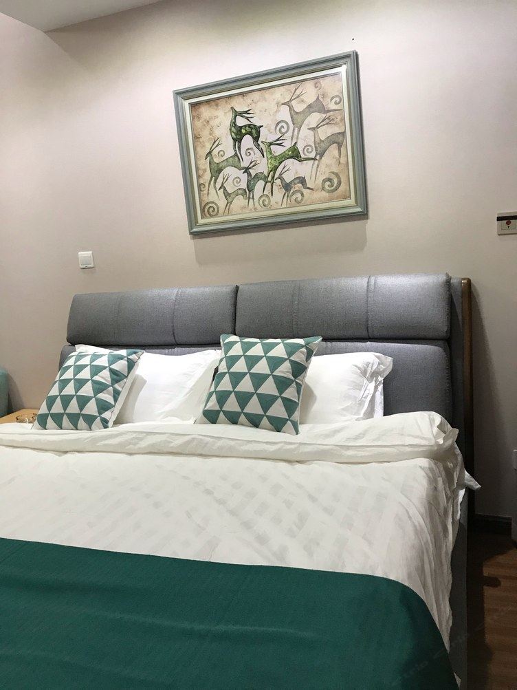 公寓豪华大床房