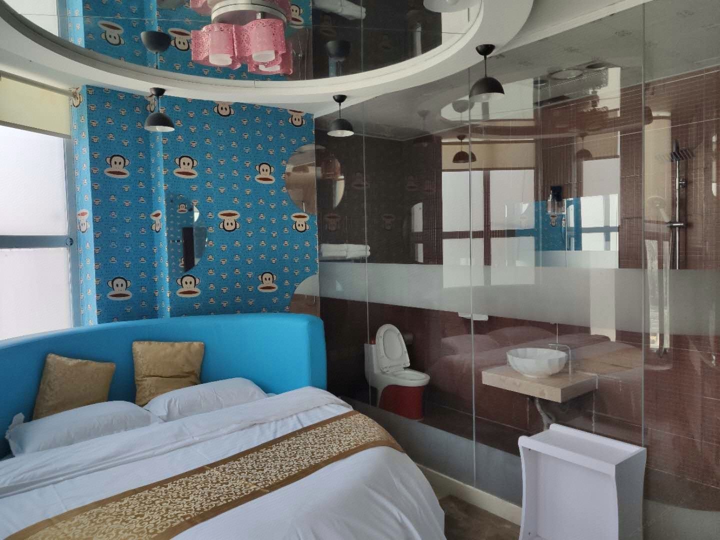 豪华圆床房