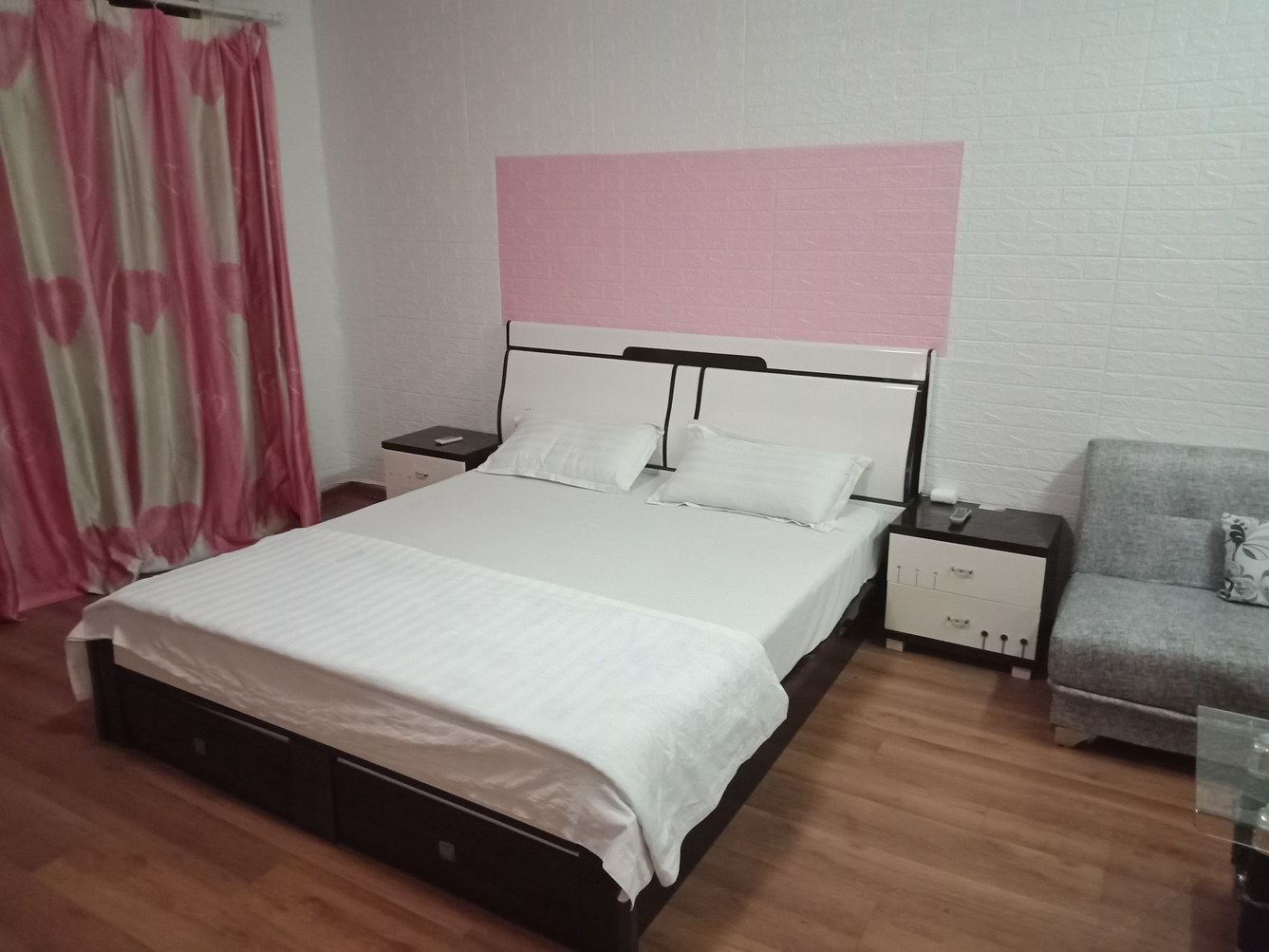 天津马女士公寓(8号店)