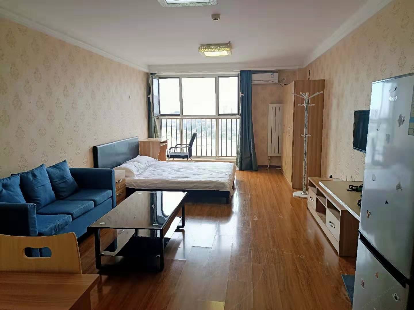 舒适大床房