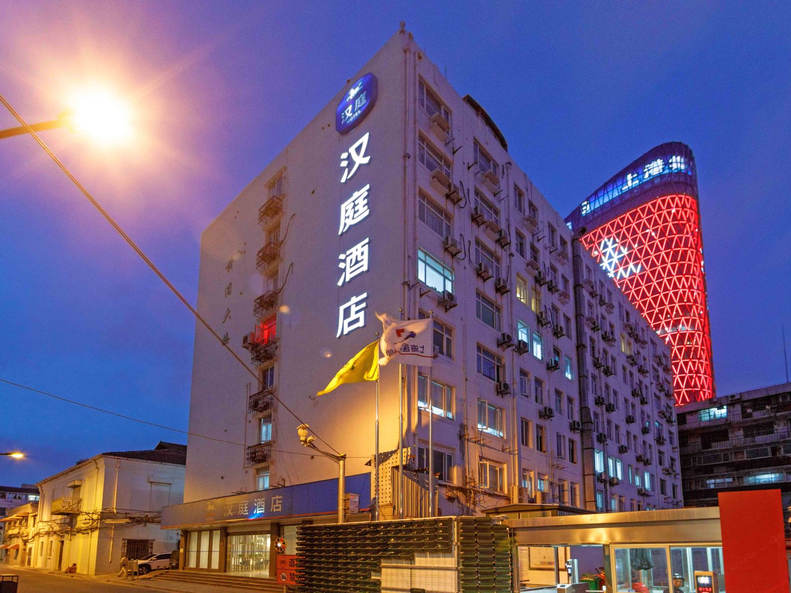 汉庭酒店(上海外滩外白渡桥店)