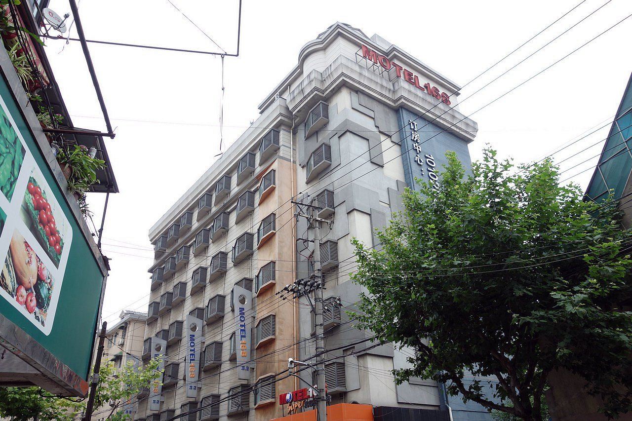 莫泰168(上海西藏北路中兴路地铁站店)