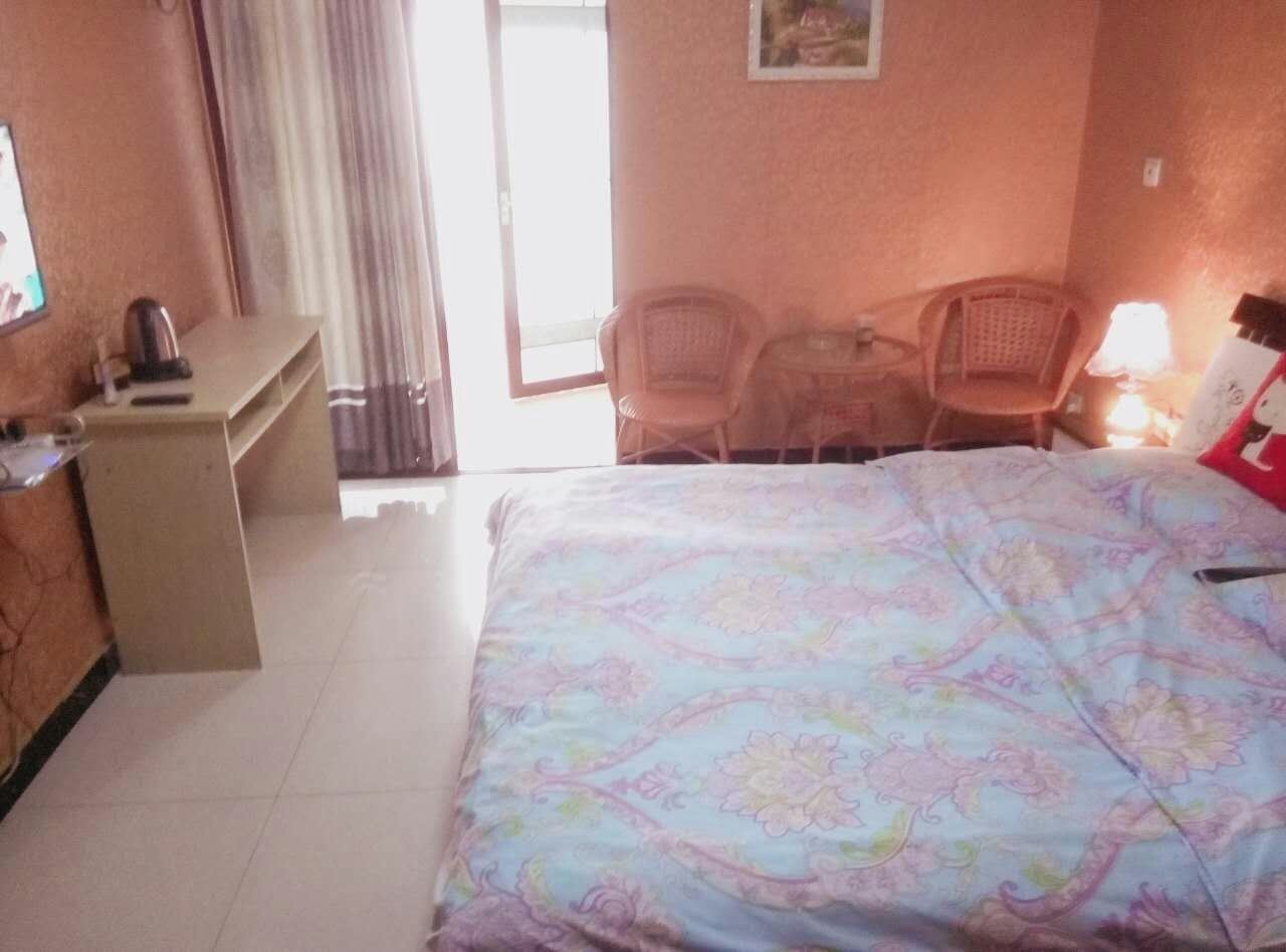 舒适大床房