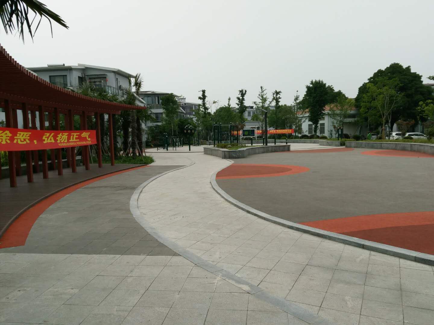 海之家国际青年旅舍(上海虹桥火车站国家会展中心店)