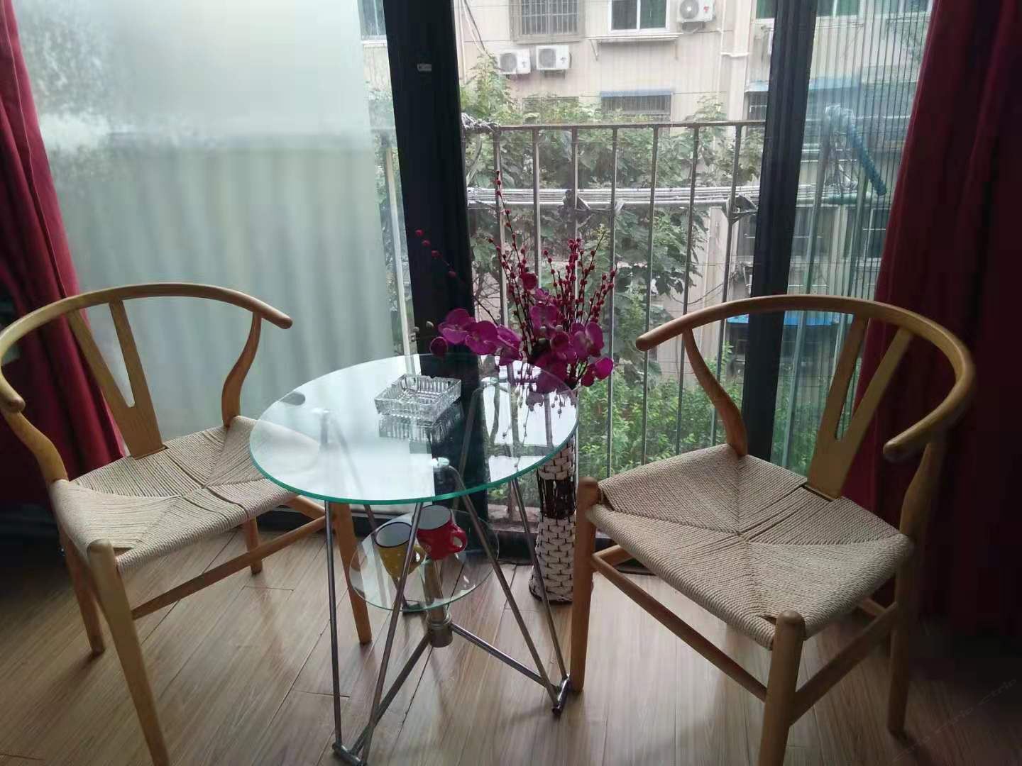 高档公寓大床房
