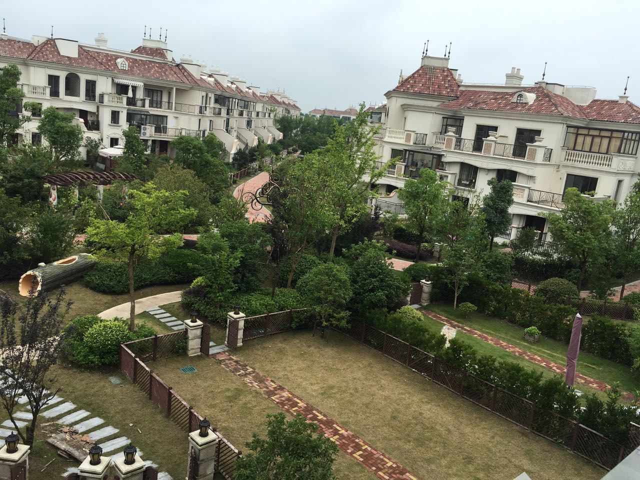 上海爱丁堡静园联排别墅