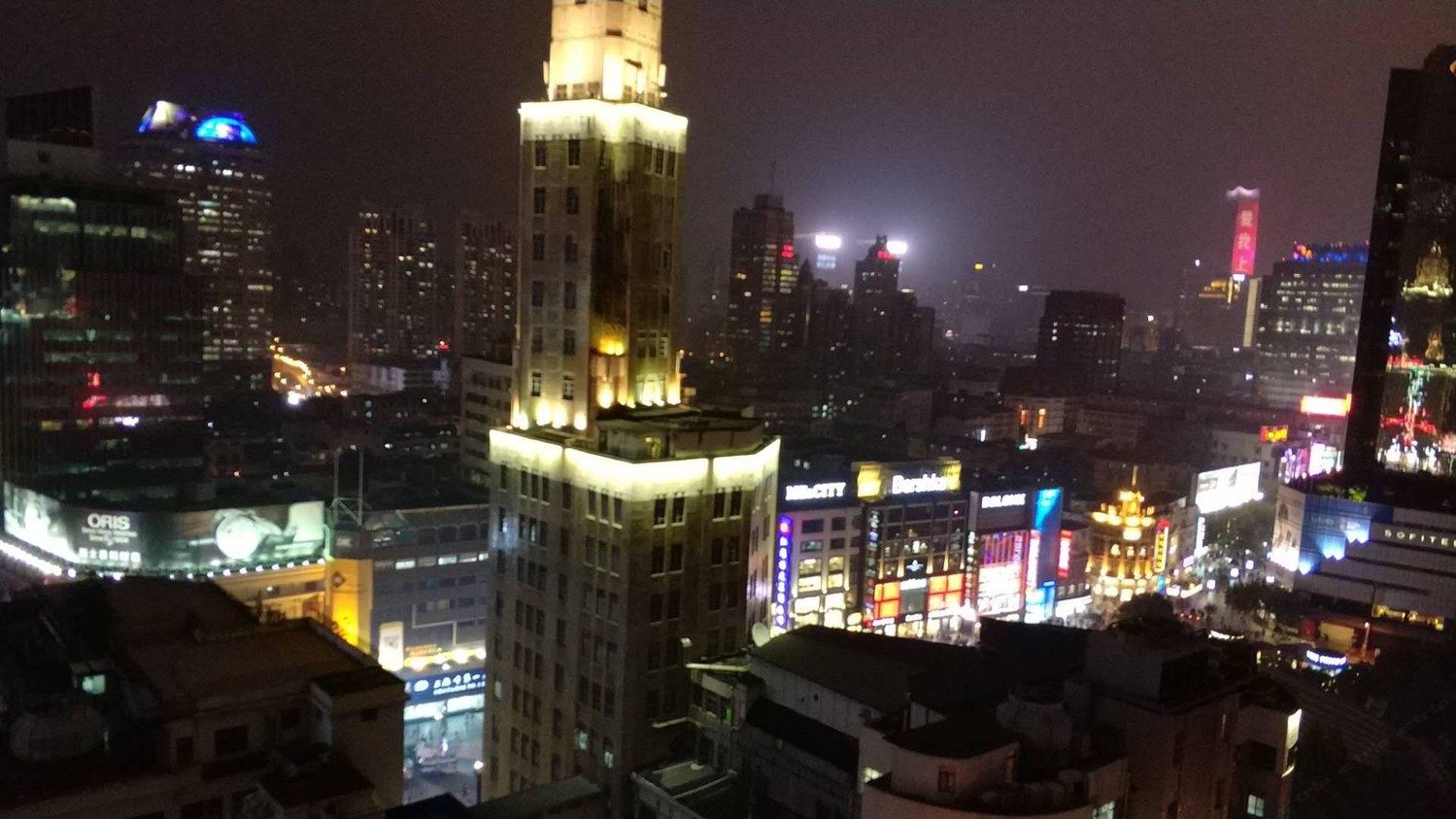 麦子公寓(上海浙江中路店)
