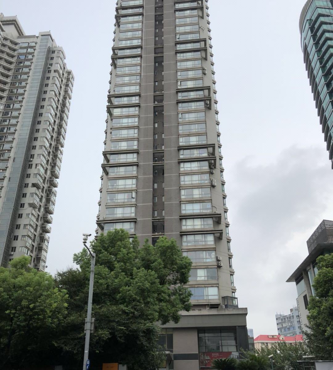 斑斓家公寓(上海陆家嘴店)