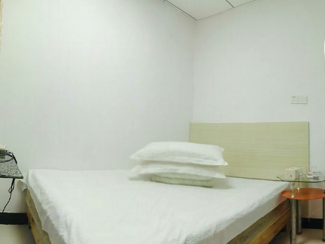 舒适大床房