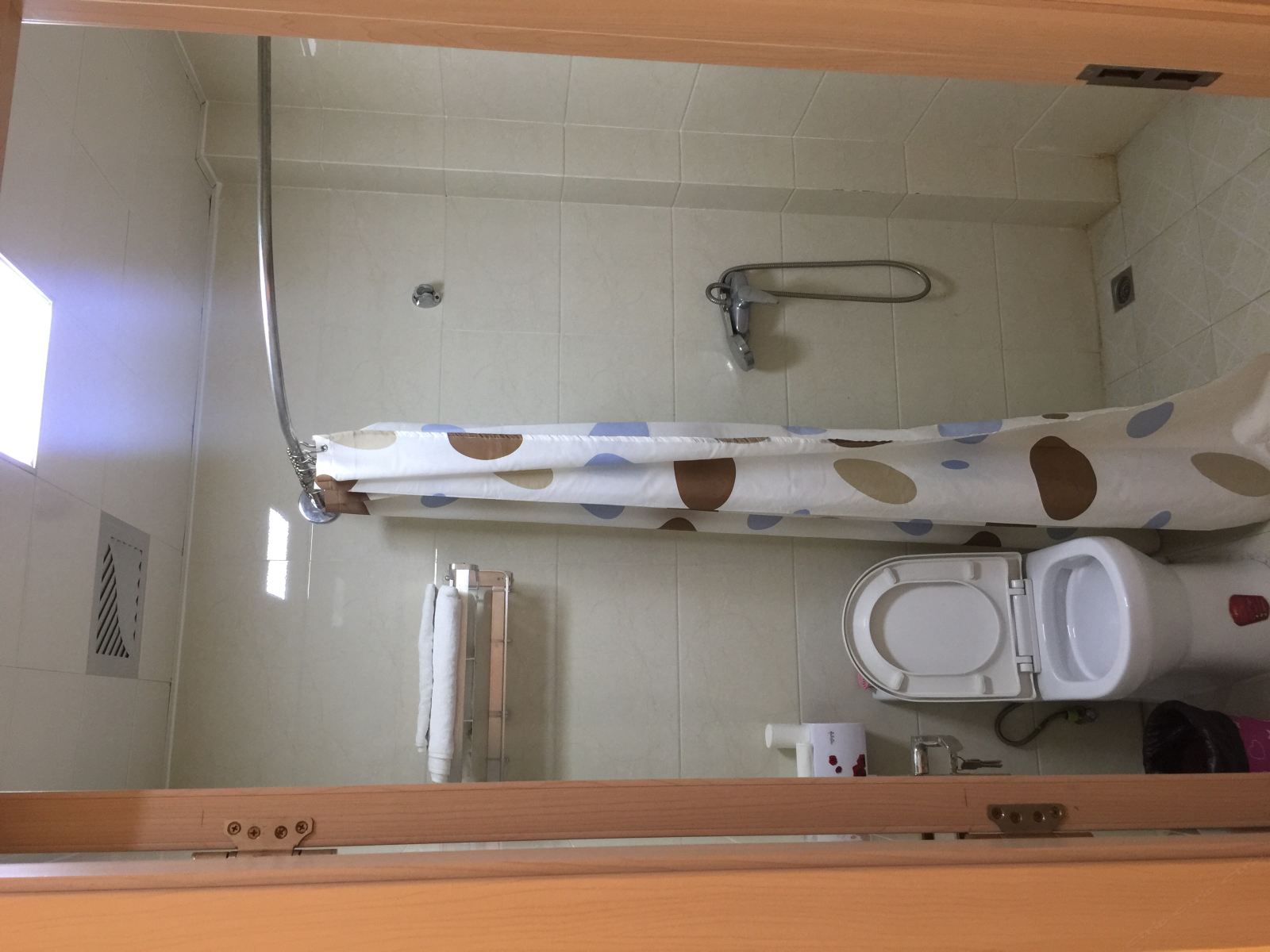 经济大床房