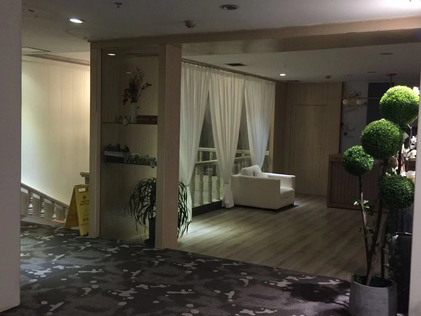 健身娱乐设施