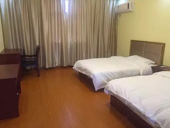 温馨家庭房