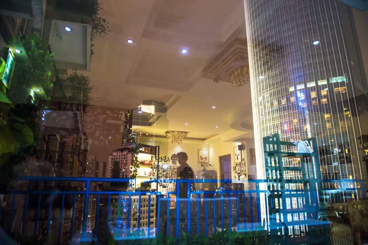 健身娱乐设施