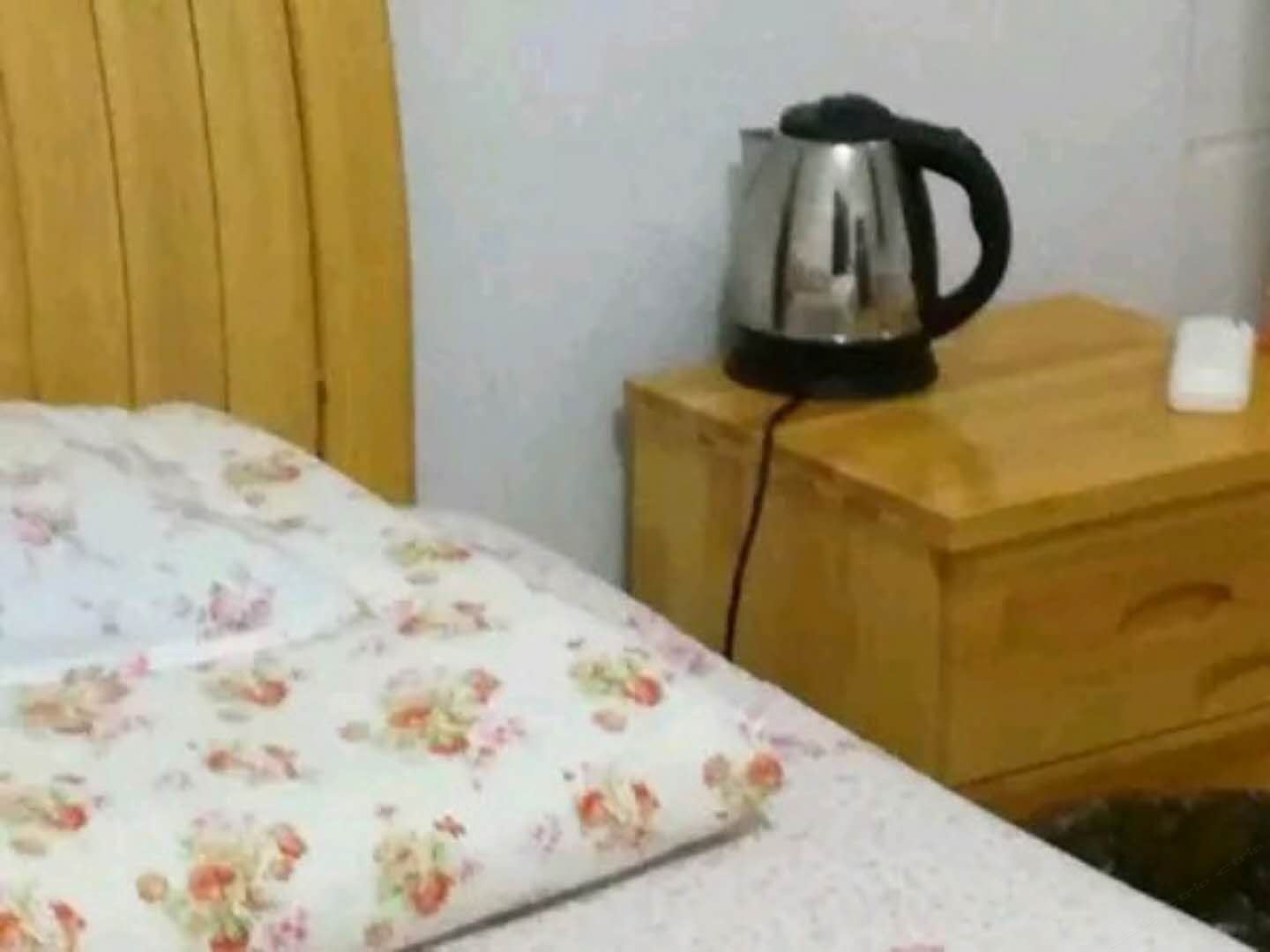 大床房(无窗)(公卫)