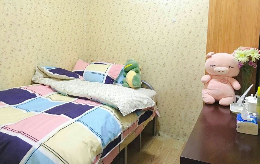 精致大床房(公共卫浴)