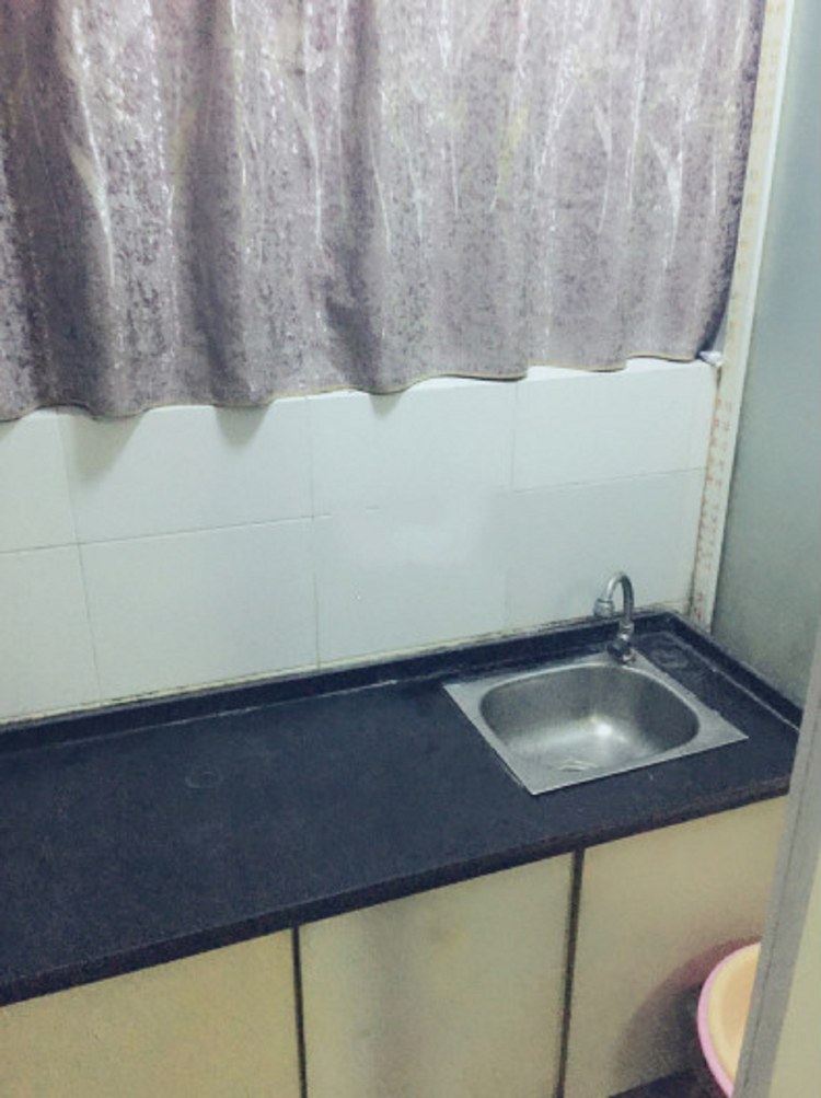 精装一室大床房