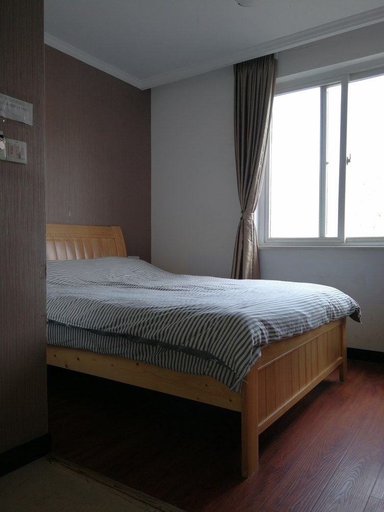 一室大床房