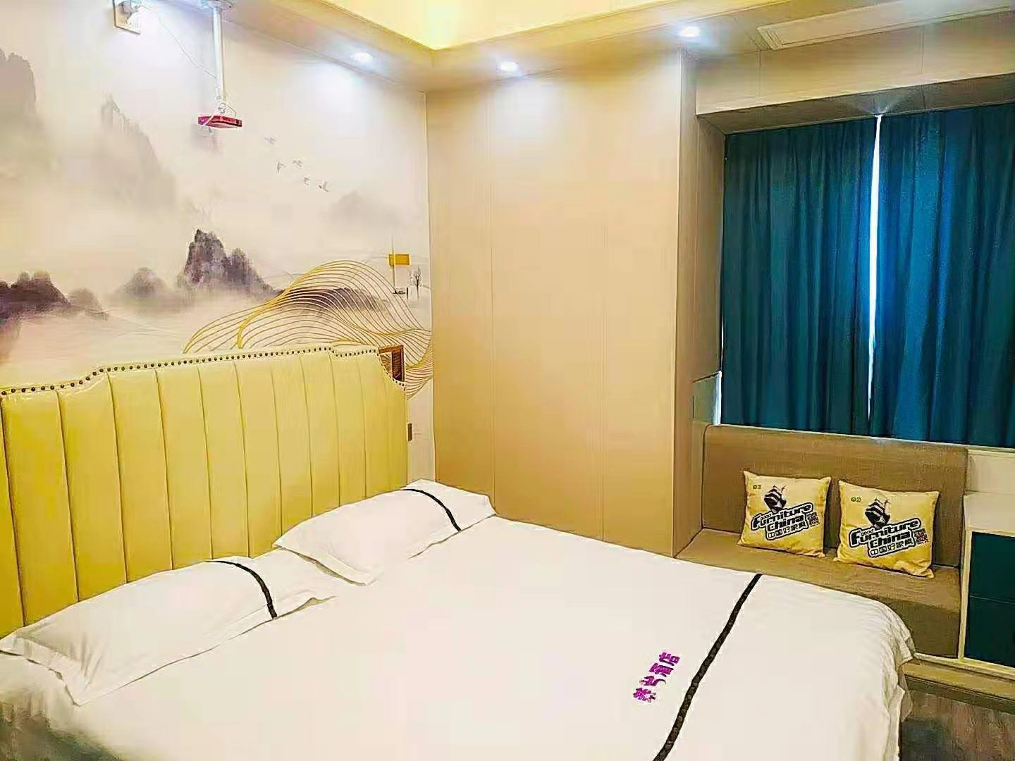 轻奢大床房