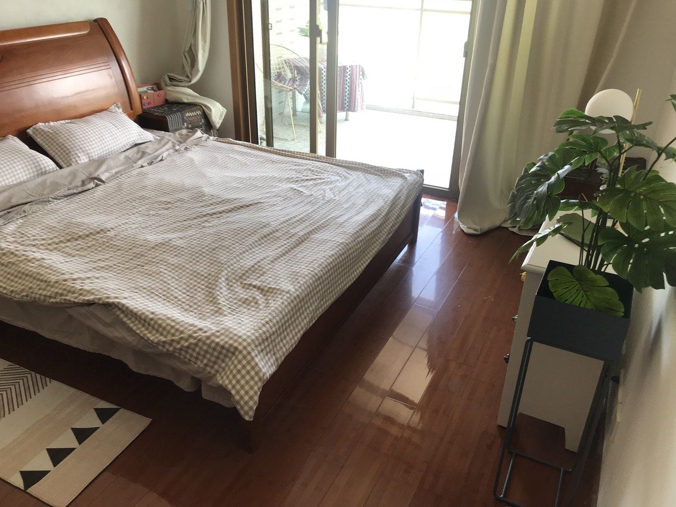 舒适高级二室一厅套房