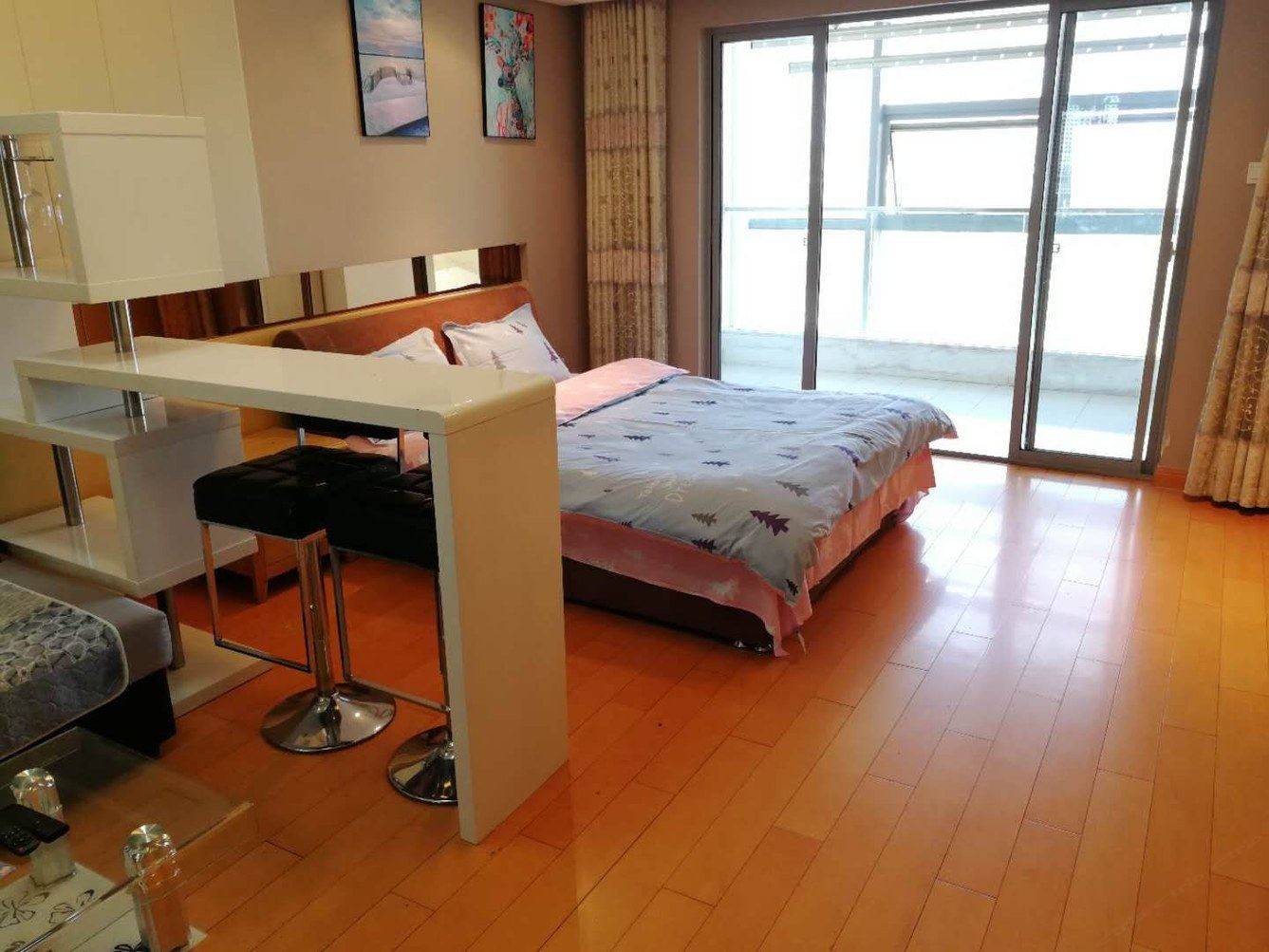 一室大床房