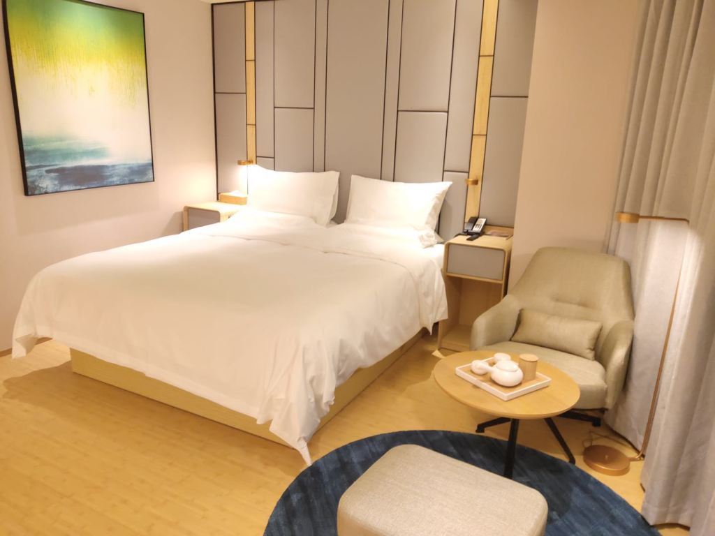 零压高级大床房