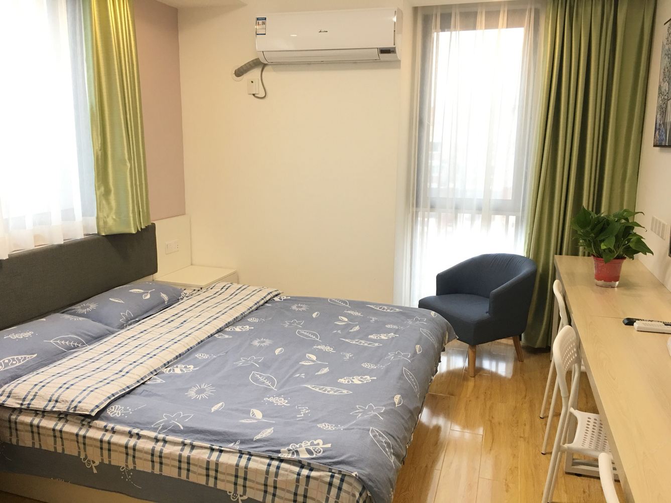 精致缤纷一室大床房