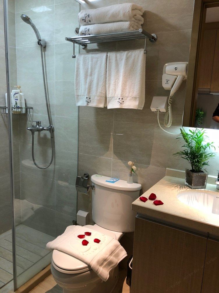 影音一室大床房