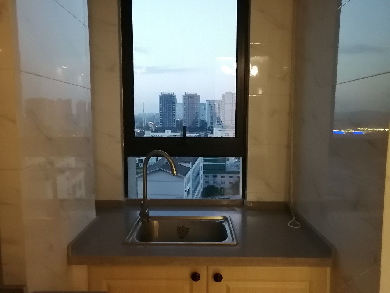 普通一室大床房