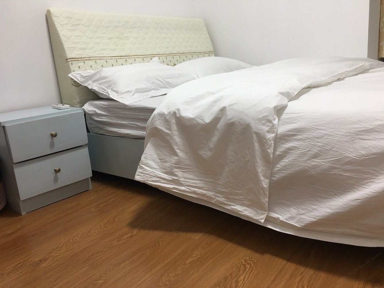 温馨四室二厅套房
